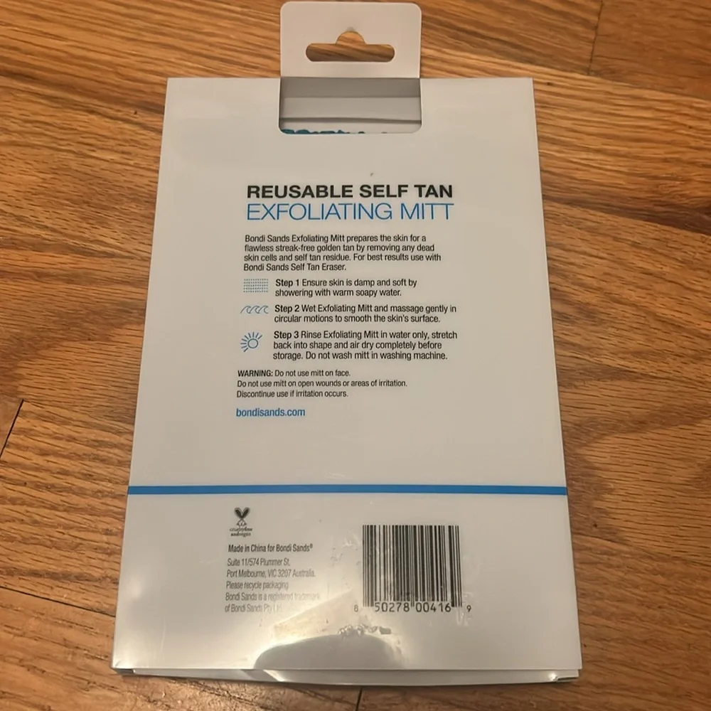 NEW BONDI SANDS The Australian Self Tan Reusable Exfoliating Mitt